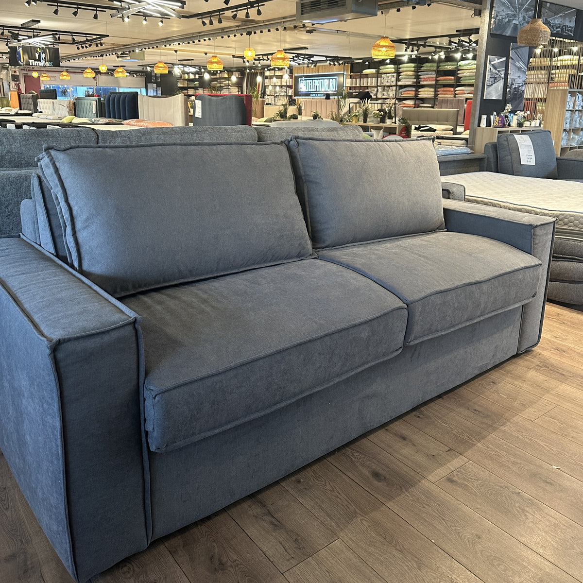 Canapea extensibilă TERTZA C3, cu saltea 140x190x20 cm